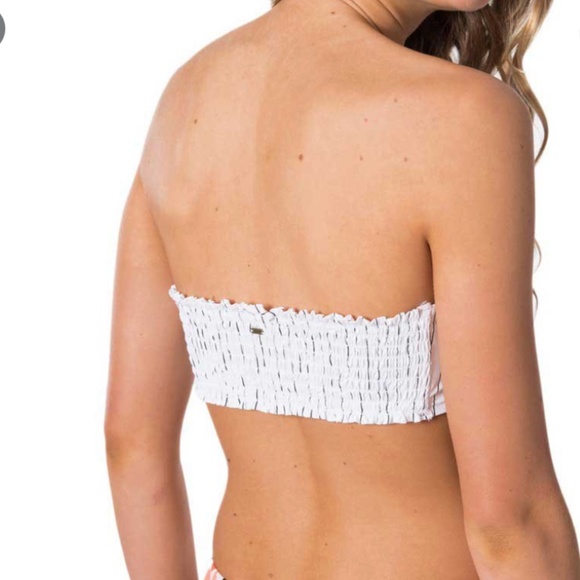 š„Rip Curlš„Lake Shore Bandeau Bikini Top - Picture 8 of 15